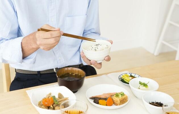 日常健康飲食中，葷素食如何搭配？